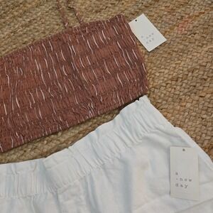 A New Day Brown Smocked Top With White Linen Shorts Size XL NWT Beach Boho